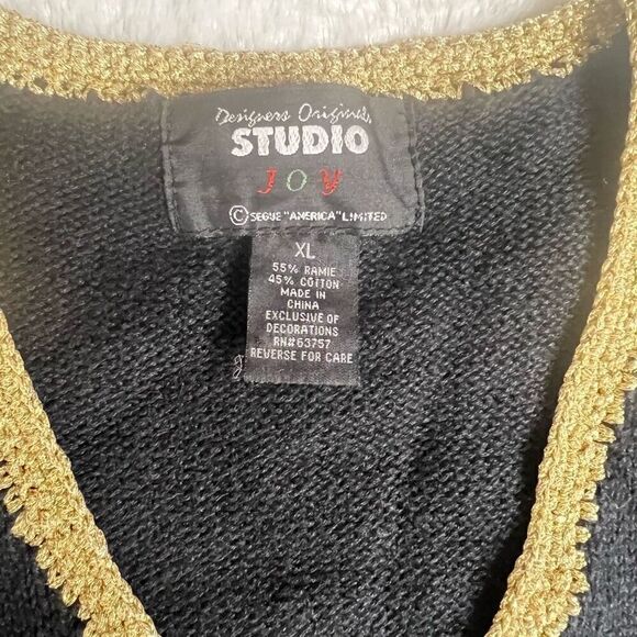 Designer Originals Studio JoyChristmas Black Embroidered Knit Vest Size XL - Picture 4 of 5